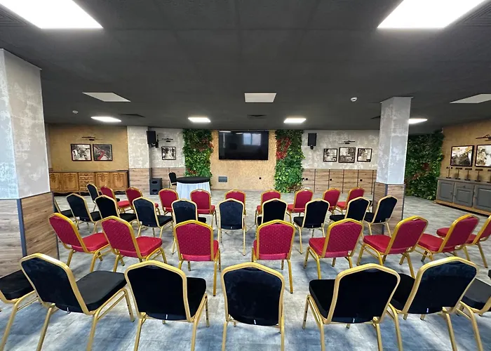 Forum Sport Palace 2*