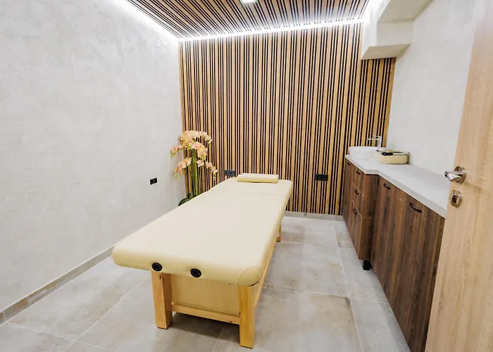 Hotell Forum Sport Palace 2*